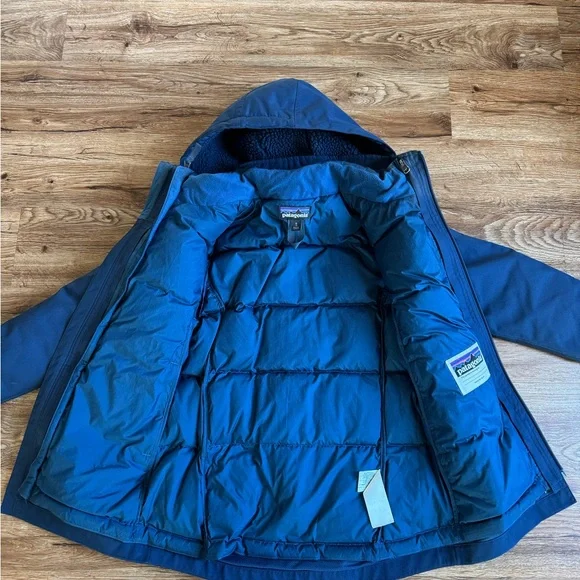 Patagonia Blue tres 3 in 1 boys coat Weather-Resistant Design - Picture 3 of 10